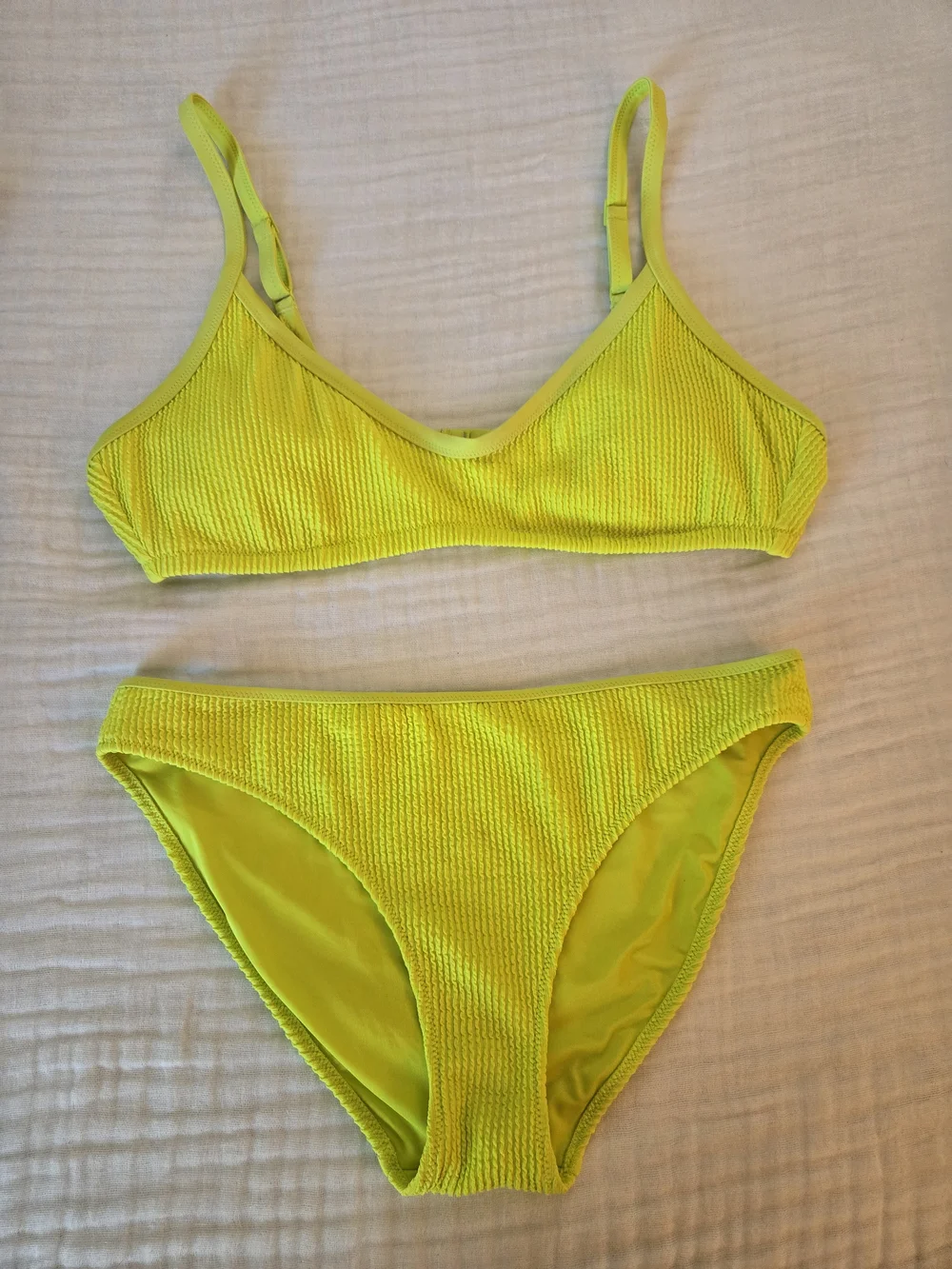 Aerie Neon Yellow & Blue Tye-Dye Bikinis-Set Of 2 (XL Tops/L Bottoms) - Picture 5 of 8